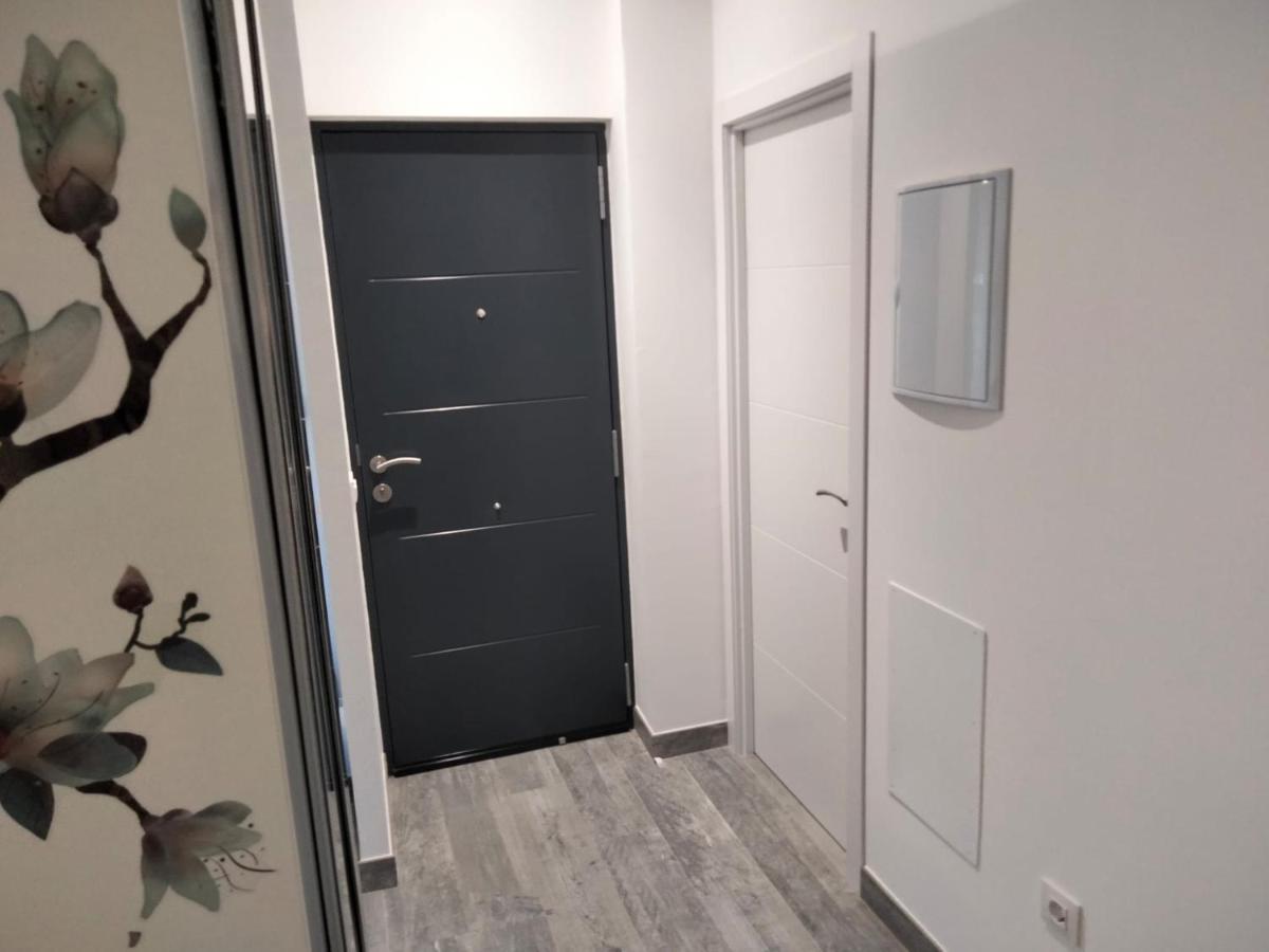 Apartamento Loft La Calahorra 1 con posibilidad de aparcamiento Córdoba Exterior foto